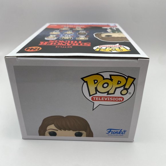 Funko Pop! Stranger Things Robin 1244 - Picture 3 of 8